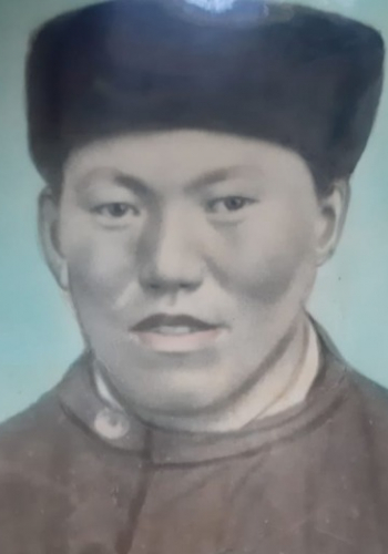 ГРЯЗНУХИН Лазарь Данилович (1912-1943)