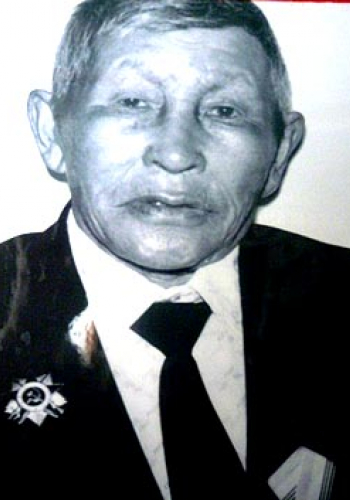 МЕНЯКОВ Ефим Егорович  (1926-1992)