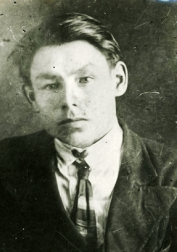 ПОЛУЭКТОВ Аполлон Васильевич  (1912-1942)