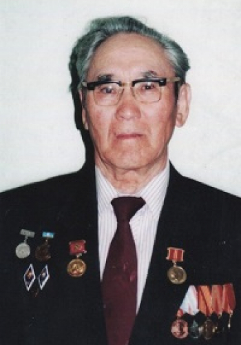 АРЖАКОВ Иван Иванович (1932)