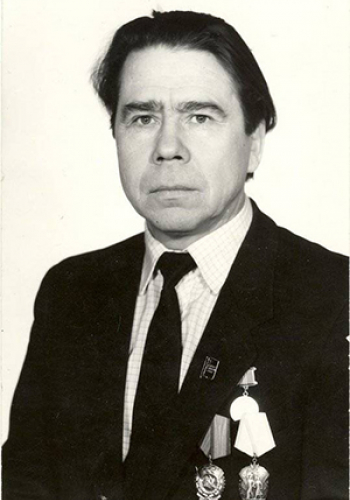 АЙЗАТУЛИН Равиль Сабирович (1935)