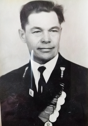 ЯНАЛИС Леонид Георгиевич (1926-1984)