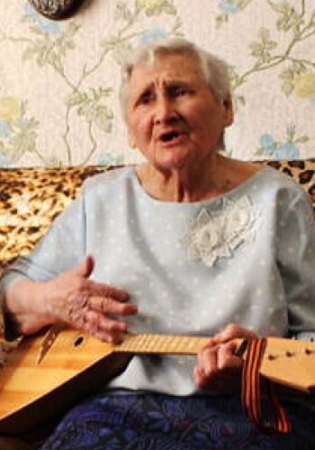 ЖАРНАКОВА Людмила Владимировна (1935)