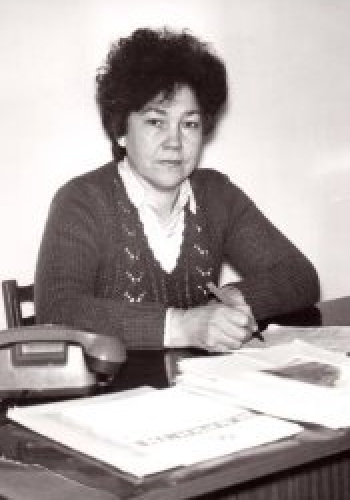 ОЛЕЙНИК  Елена Леонидовна (1945)