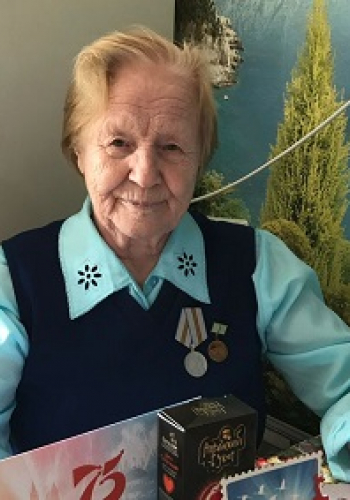 СУХАНОВА Анна Матвеевна (1930-2023)