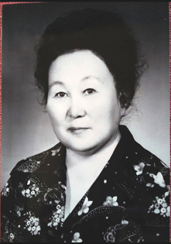 АНДРЕЕВА Ия Филипповна  (1933-2009)