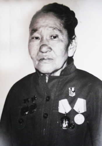 ИВАНОВА Елена Фёдоровна (1931)