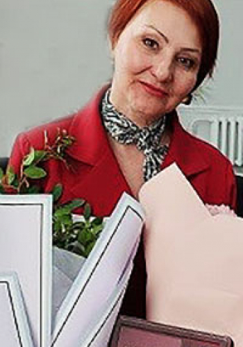 БОЛЬШЕДВОРСКАЯ Надежда Иннокентьевна (1973)